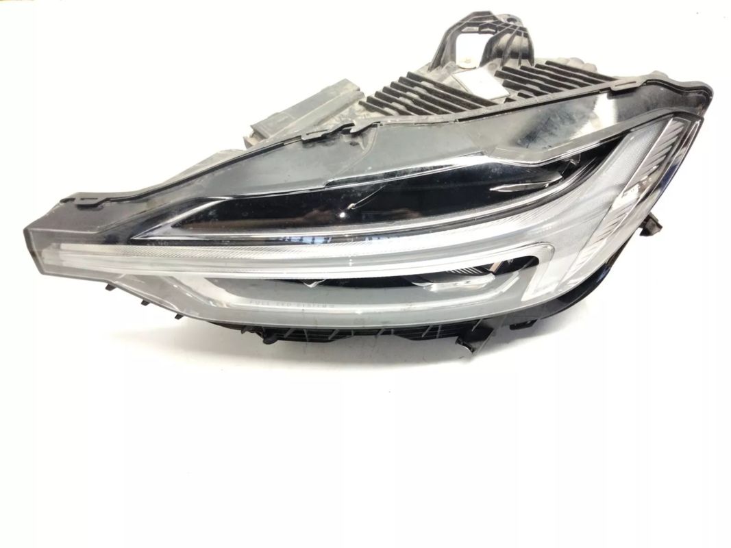 چراغ های جلو وومالا OE 31656554 لامپ های جلو برای ولوو XC60 18- قطعات یدکی اتومبیل